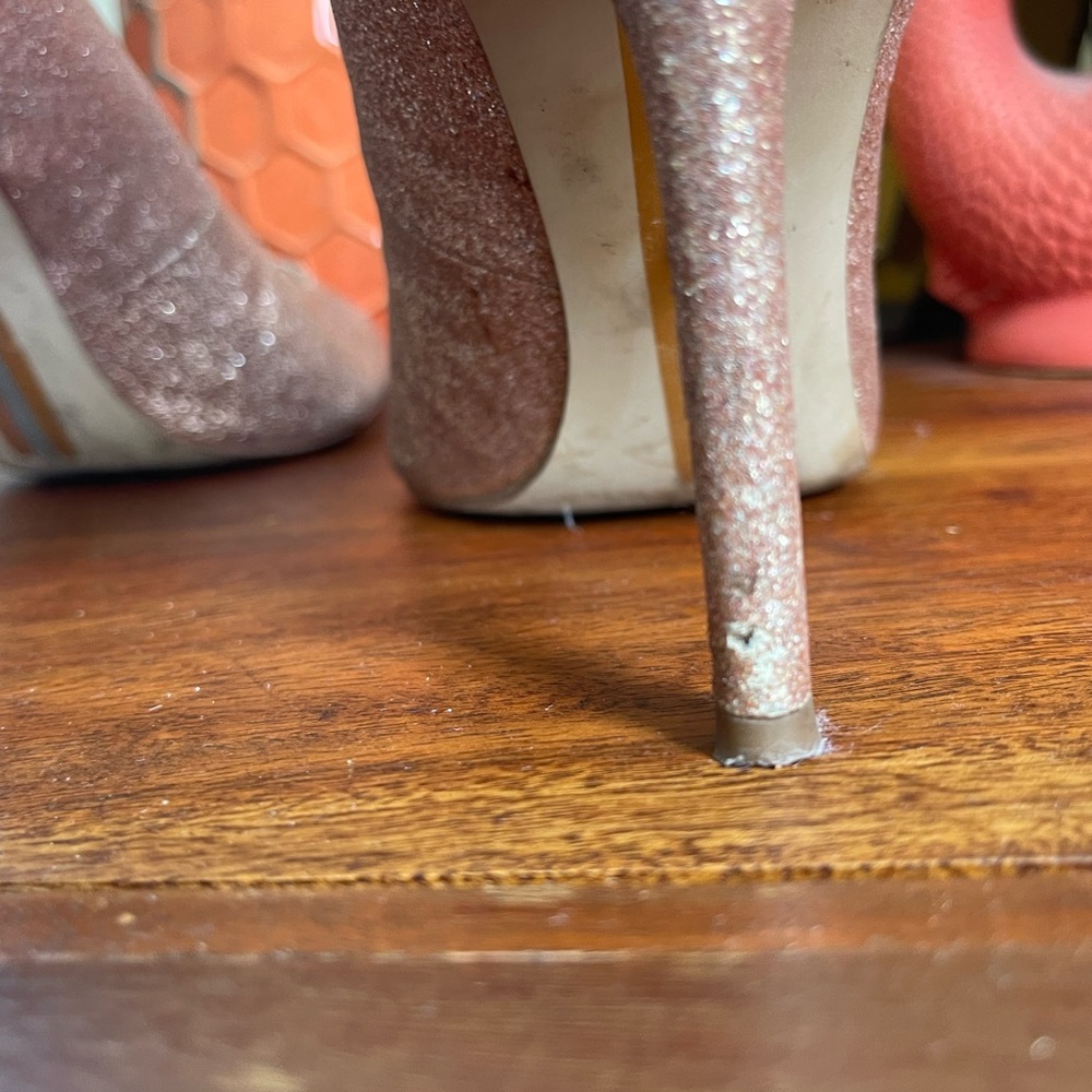 Sam Edelman Sparkly Rose Gold Glitter Pumps - Picture 10 of 10